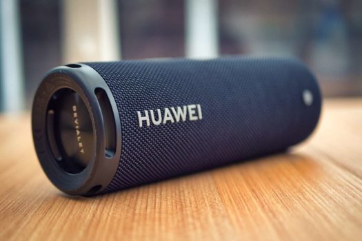 159429-speakers-review-huawei-sound-joy-bluetooth-speaker-review-open-up-a-can-of-bass-image4-cgbrxs25a1 159429-speakers-review-huawei-sound-joy-bluetooth-speaker-review-open-up-a-can-of-bass-image4-cgbrxs25a1